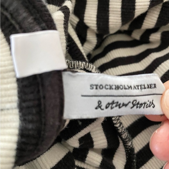 Stockholm Atelier & Other Stories Size 4 Trumpet Sleeve Turtleneck Striped Top - Picture 4 of 9